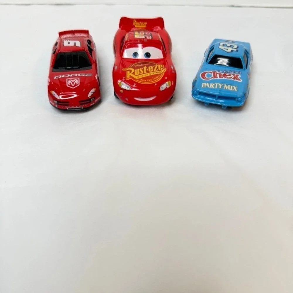Die Cast‎ Toy Cars Lot of 3 Lightning McQueen Barracuda Chex Mix